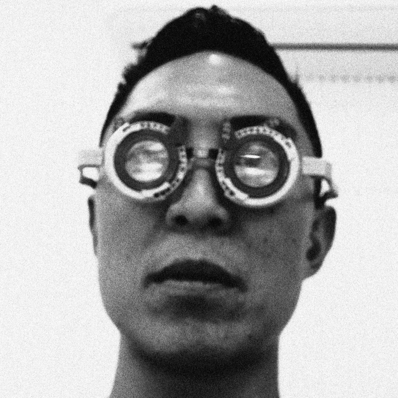 Eric Kim eye selfie